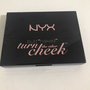 Nyx butt “naked” turn the other cheek